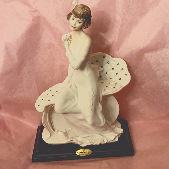 Vintage Florence by Giuseppe Armani 1973 girl on couch